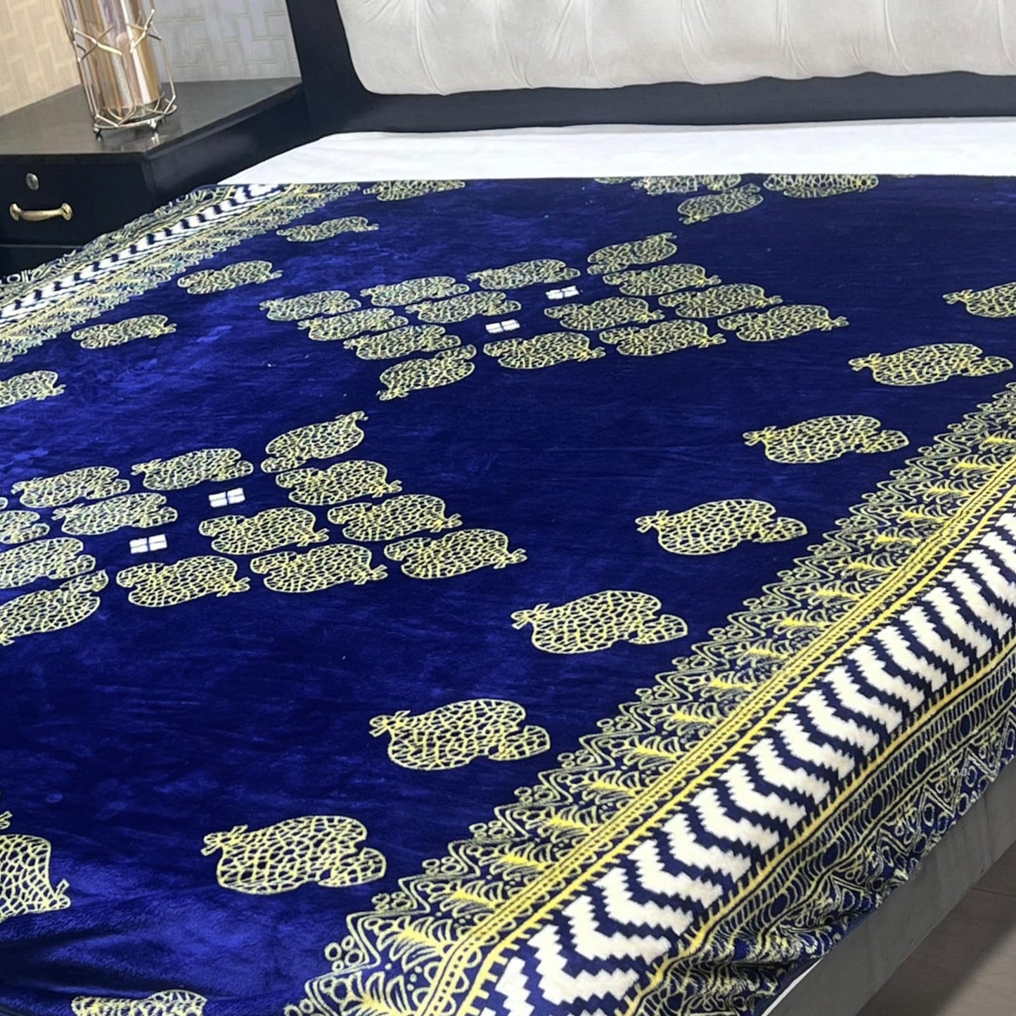 Premium AC Blanket (design 8)