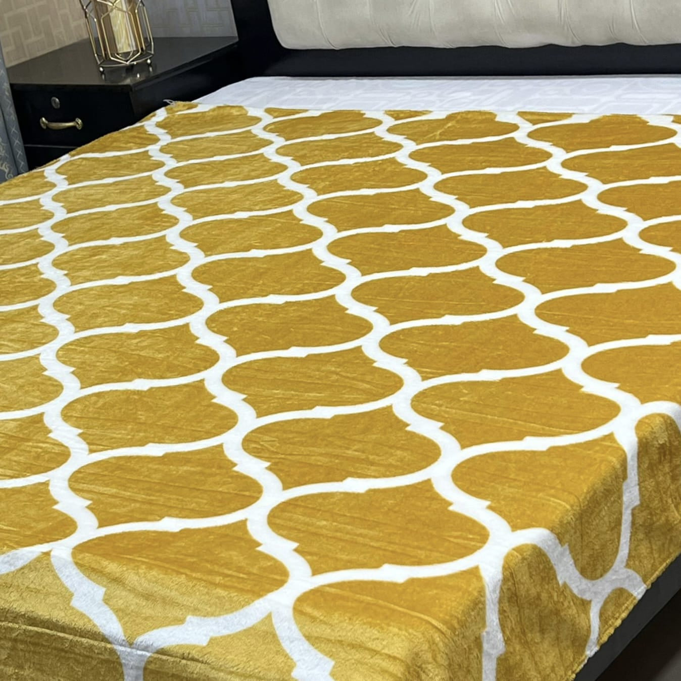 Premium AC Blanket (design 11)